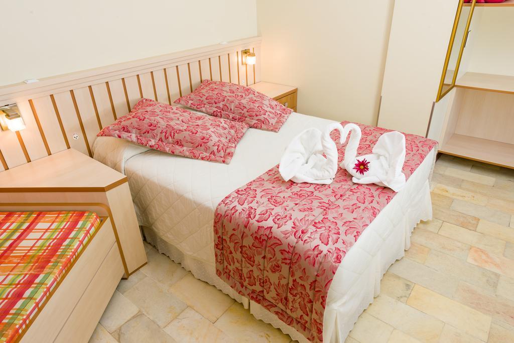 Apartamento con balcón y barbacoa - 10